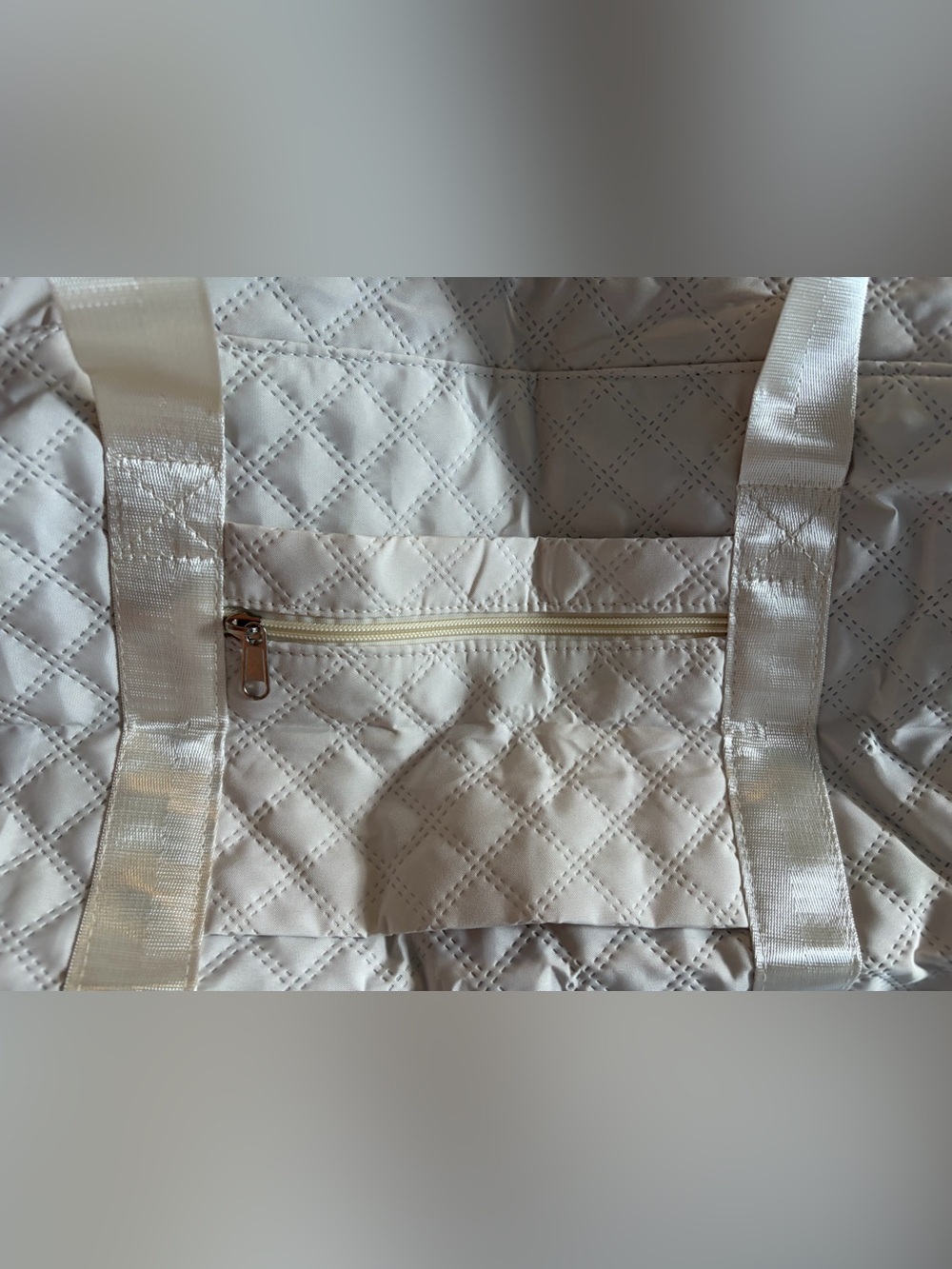 Quilted Cream Travel Duffle Bag - Picture 12 of 12